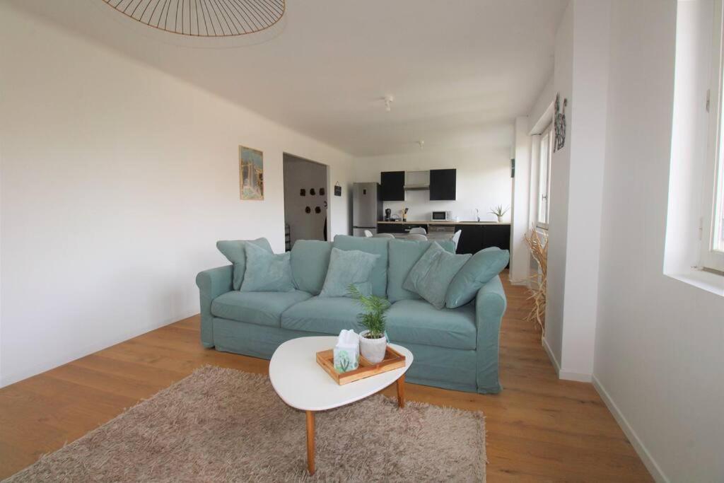 Joli Appartement Au Calme Lay-Saint-Christophe Экстерьер фото