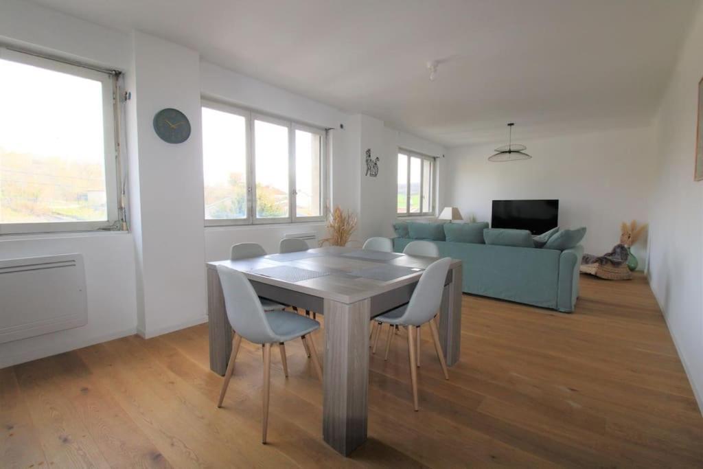 Joli Appartement Au Calme Lay-Saint-Christophe Экстерьер фото